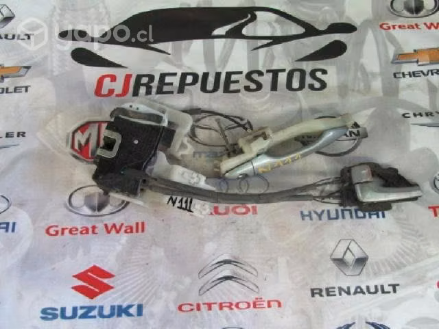 Chapa delantera izquierda hyundai tucson 2011