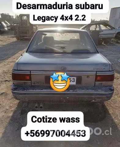 Puerta trasera izquierda subaru 1990