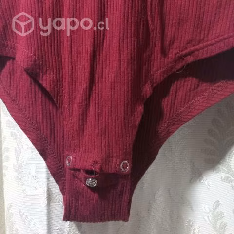 Body rojo oscuro talla S usado - Imagen 2