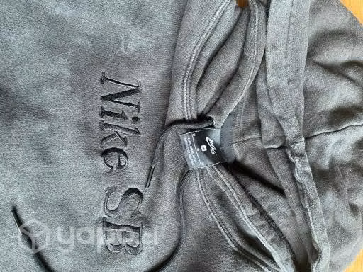 Ropa de muchas marcas