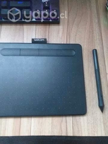 Tableta gráfica digital marca WACOM semi nueva