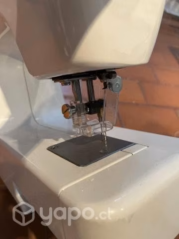Máquina Janome FM725 para coser fieltro
