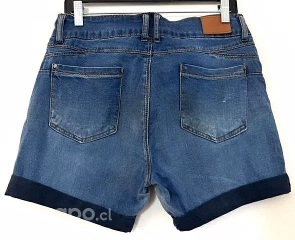 Short Elástico Marca Opposite Talla 46