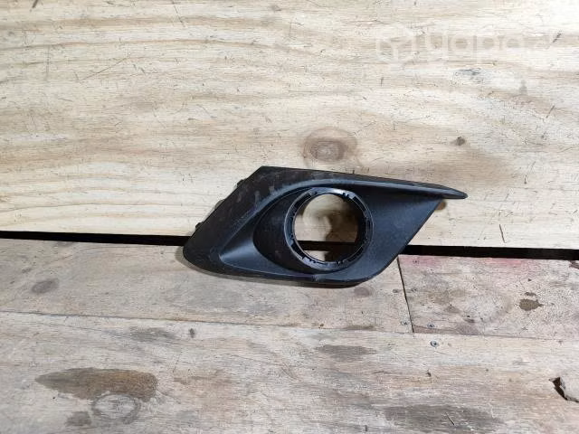 Tapa neblinero Mazda  /m01jrgd