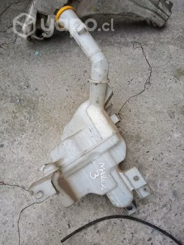 Mazda 3 deposito agua limpiaparabrisas envio regs