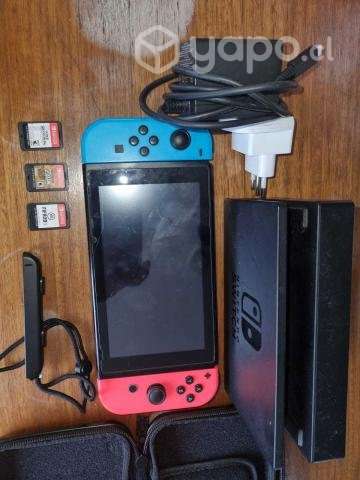 Nintendo Switch y 4 juegos - Imagen 2