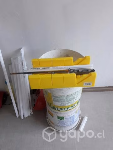 Maestro instalador de Cornisas