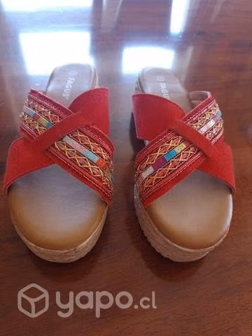Sandalias plataforma mujer nro 37
