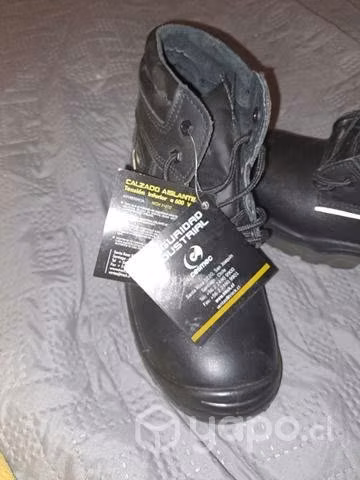 Zapatos de seguridad nuevos numero 42