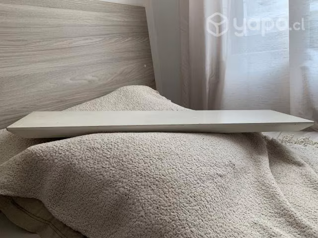 Repisa blanca de madera - Imagen 2