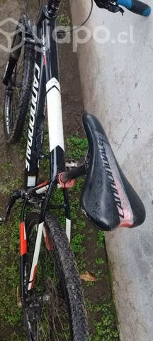 Bicicleta cannondale trail 5