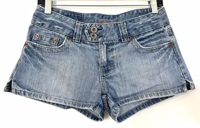 Short No Elástico Marca American Eagle 12/14 años