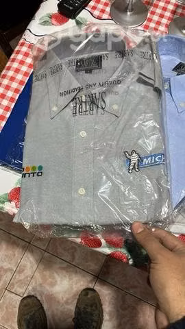Camisas nuevas con logo