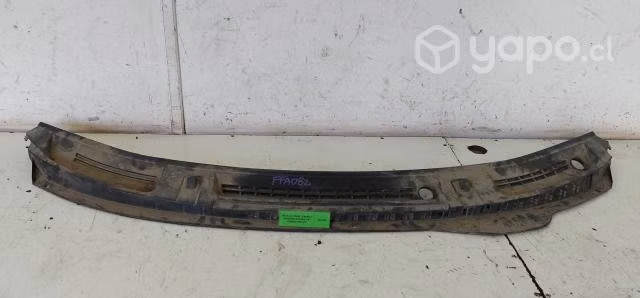 Rejilla Cubre Torpedo Superior Fiat Fiorino 2017