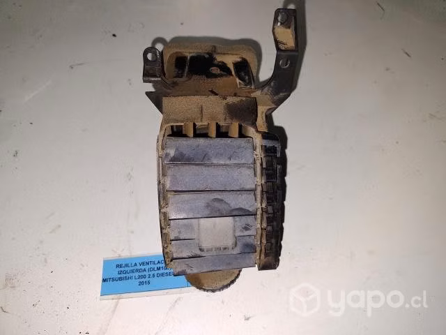 Rejilla Ventilación Izquierda (DLM101) Mitsubishi