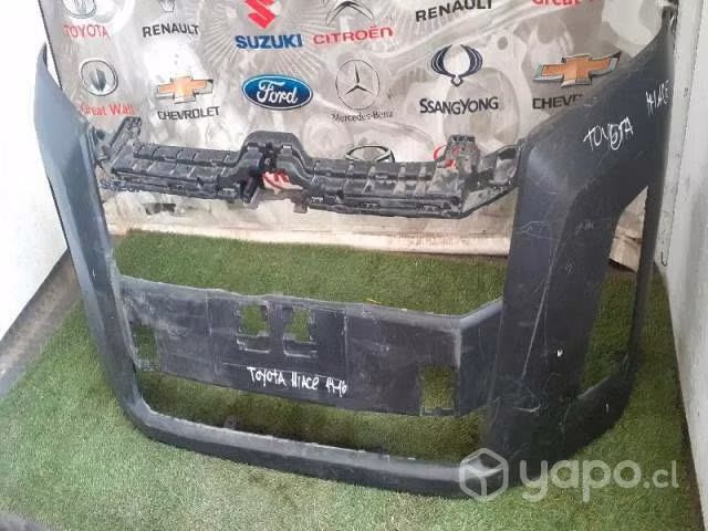 Parachoque delantero toyota hiace 2014 2016
