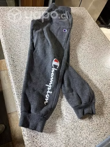 Pantalón buzo