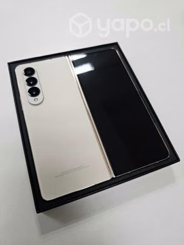 Galaxy Z Fold4 5G con caja abierta y 1 semana uso