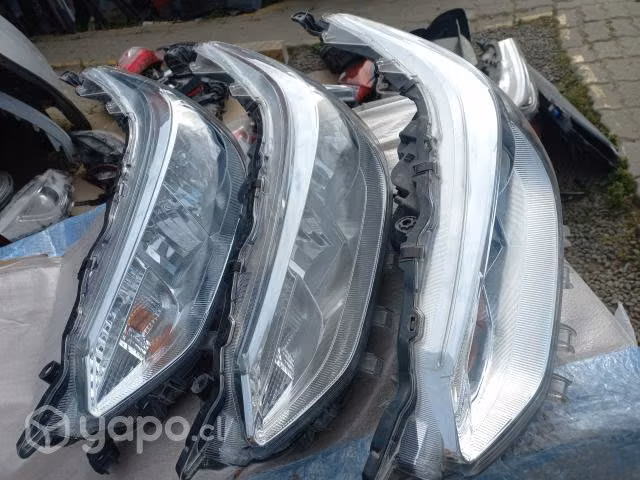 Óptico izquierdo Toyota Yaris 2018 2022 ORIGINAL
