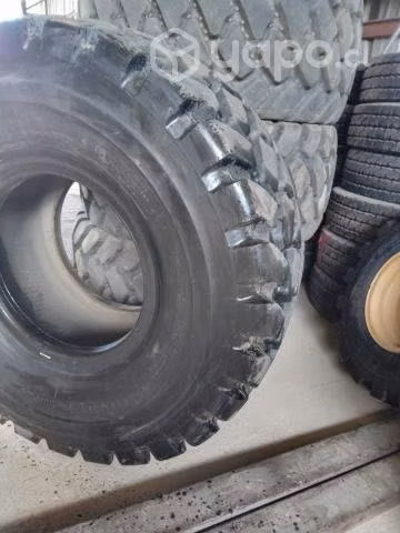Neumáticos Bridgestone para cargador frontal