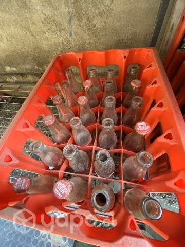 Jabas botellas de vidrio bebidas