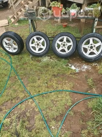 Llantas aro 14 de auto