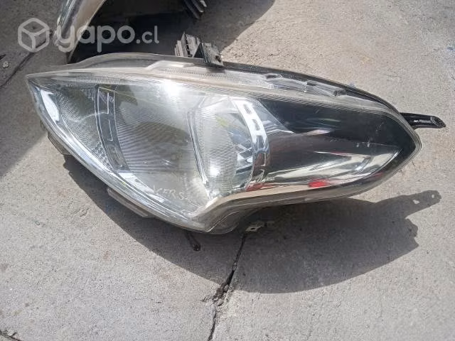 Nissan versa opticos delanteros originales envio