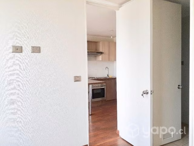 Metro Hospitales: 1D+1B+BODEGA / 28 M2
