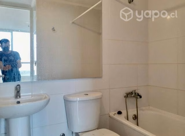 Metro Hospitales: 1D+1B+BODEGA / 28 M2