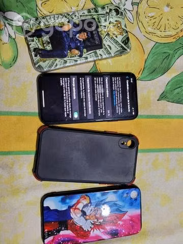 Iphone xr negro - Imagen 4