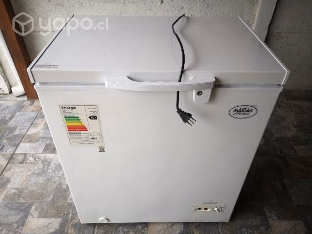 Congeladora Maigas 142 litros