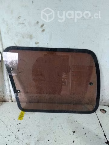 Vidrio Costado Trasero Izquierdo (MHS221) Mahindra