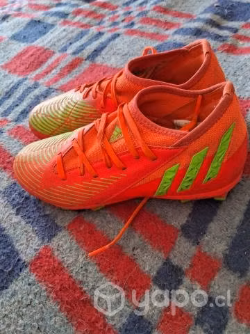 Zapatillas nik de fútbol con toperoles talla 36.5 - Imagen 2