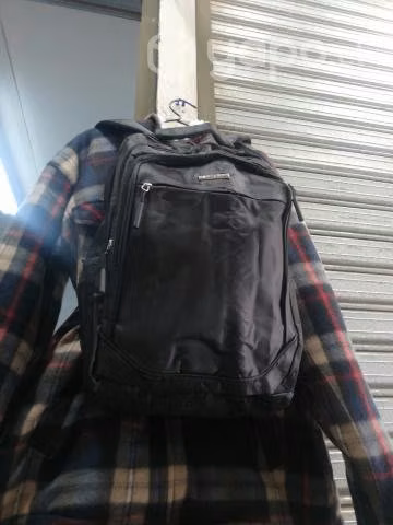 Venta de Bolsos, Carteras, Mochilas y Maletas