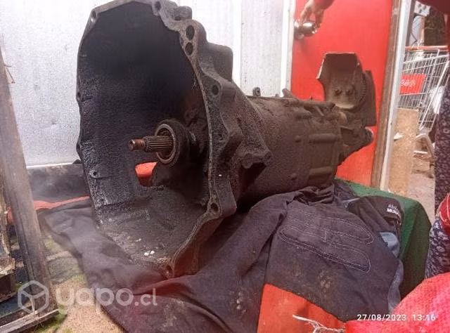 Caja de cambios Kia 2400 al volante exelenteestad