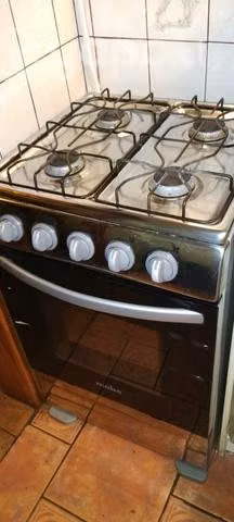 Cocina Mabe de 4 hornillas