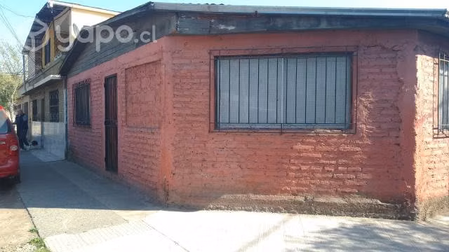 Casa esquina excelente ubicacion