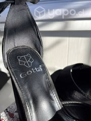 Tacones Gotta Negro - Imagen 4