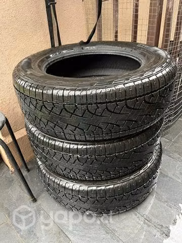 Neumático casi nuevos pirelli scorpion 225/65/17 - Imagen 2