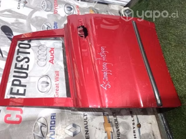 Puerta trasera izquierda ssangyong actyon