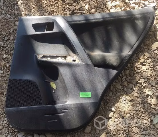 Tapiz Puerta Trasera Derecha (TRV225) Toyota RAV4