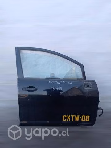 Puerta delantera RH Nissan Tiida 2006 2012