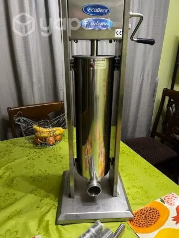 Embutidora Ecobeck 7 litros, nueva