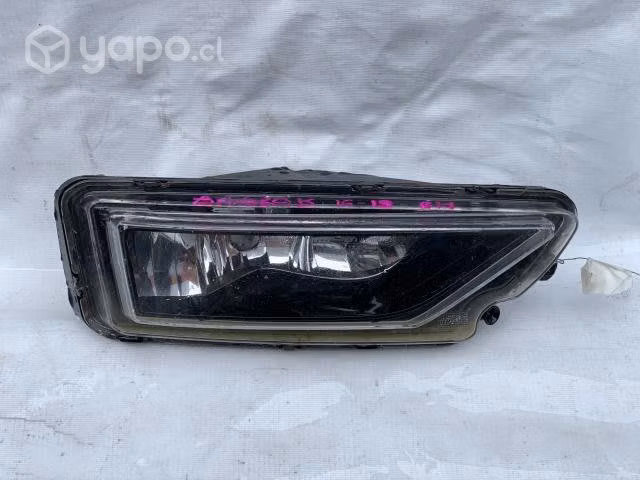 Neblinero derecho Volkswagen AMAROK
