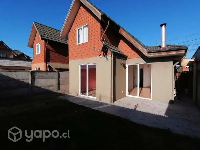 Casa en condominio cerrado