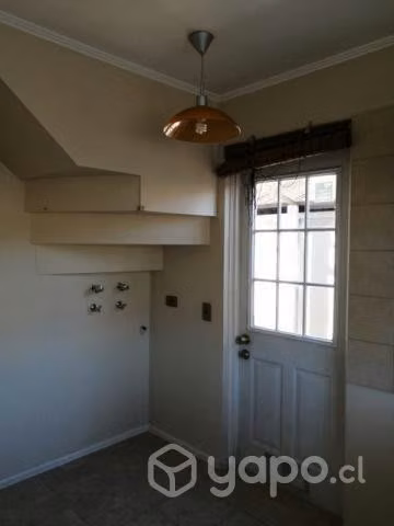 Casa en condominio cerrado