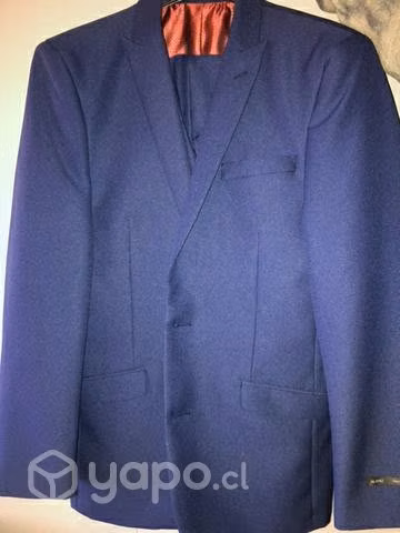 Traje alaniz azul talla 44