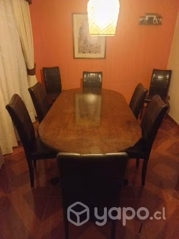 Juego de comedor 8 sillas de cuero negro