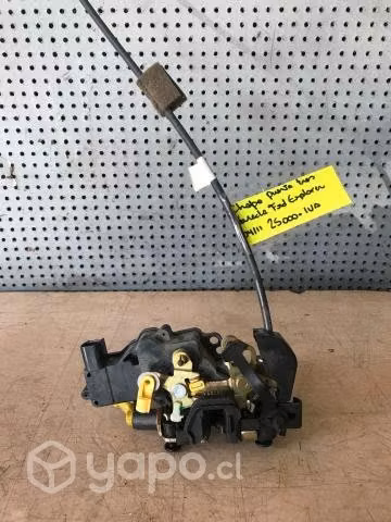 Chapa puerta trasera derecha Ford Explorer 4.0
