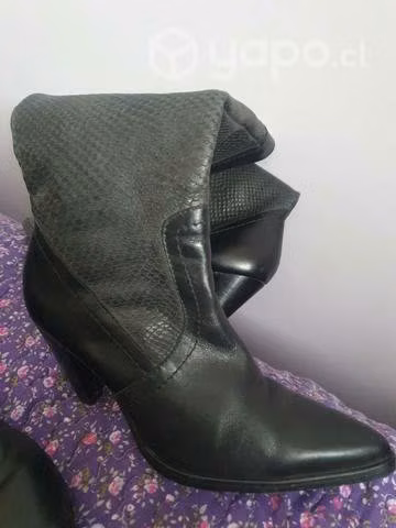 Zapatos numero 34 y 36